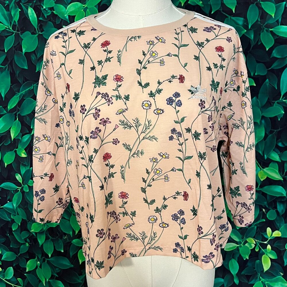 NWOT Rare Adidas Floral Crop Shirt w/ Embroidery (Medium)